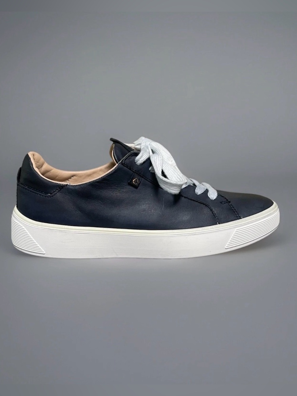 Ecco Street Tray Plus Womens Navy Leather Sneakers Size 9-9.5